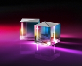 Cubes séparateurs polarisants à grille